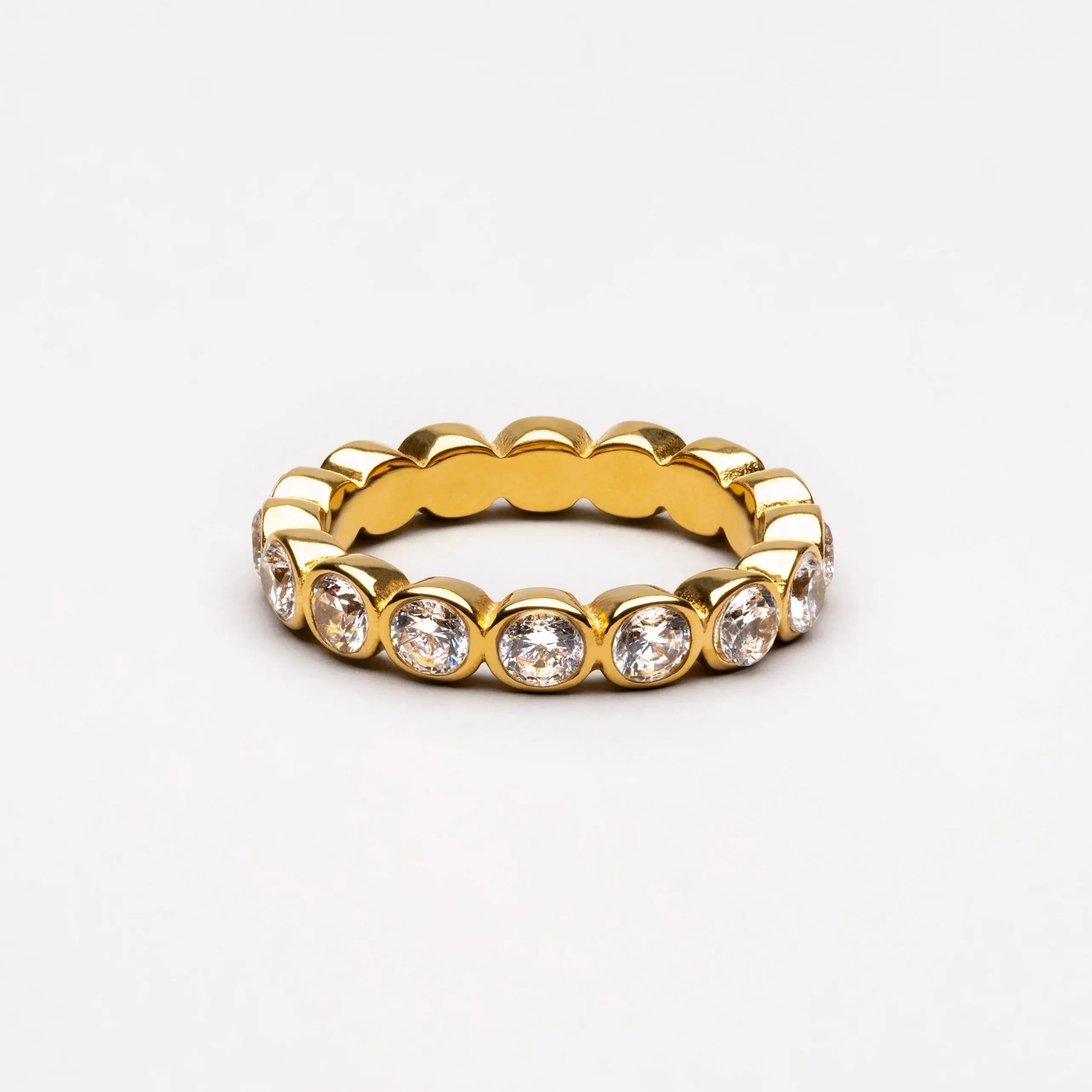 Perlenbesetzter Diamant-Ring
