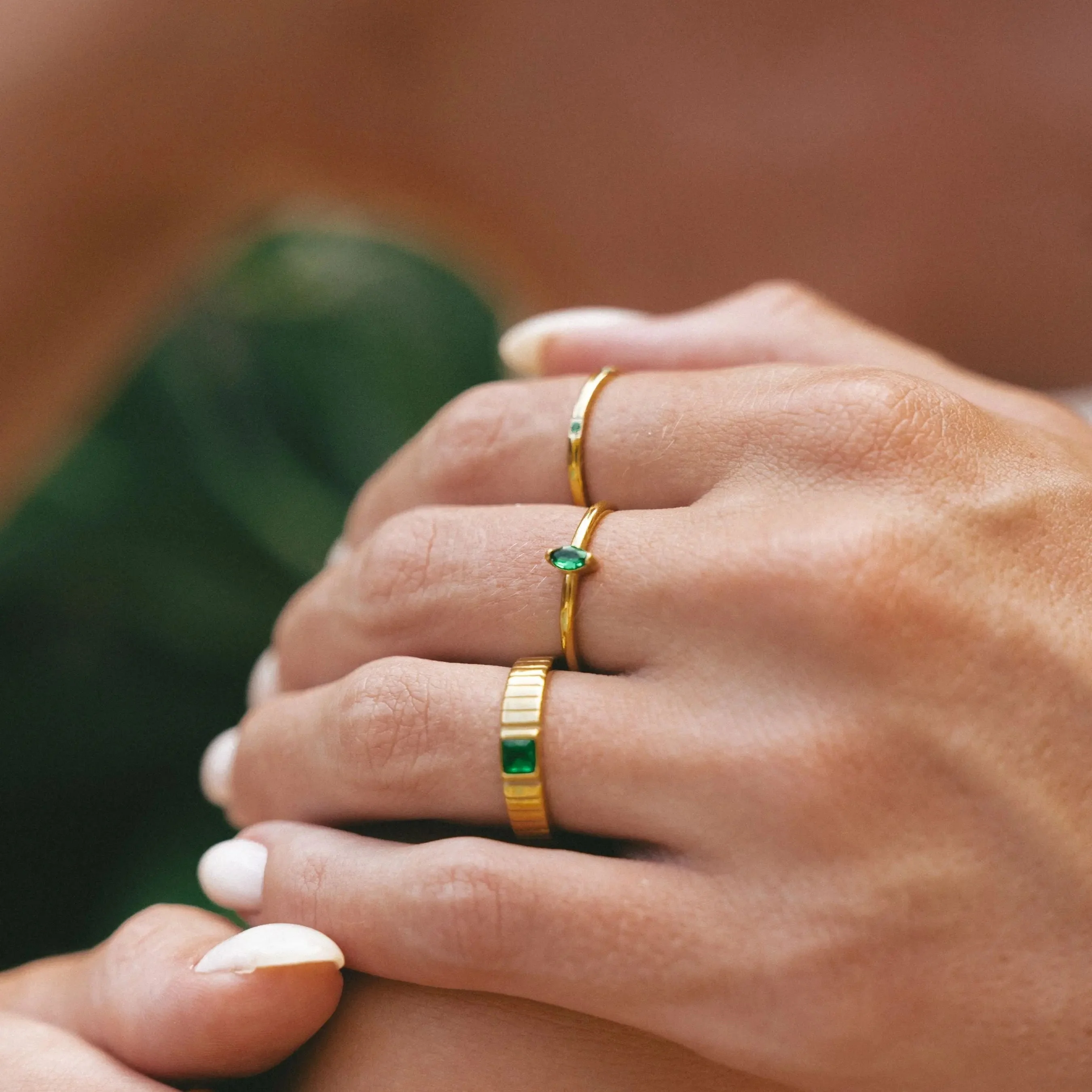 Modischer Smaragd-Ring - Image 3