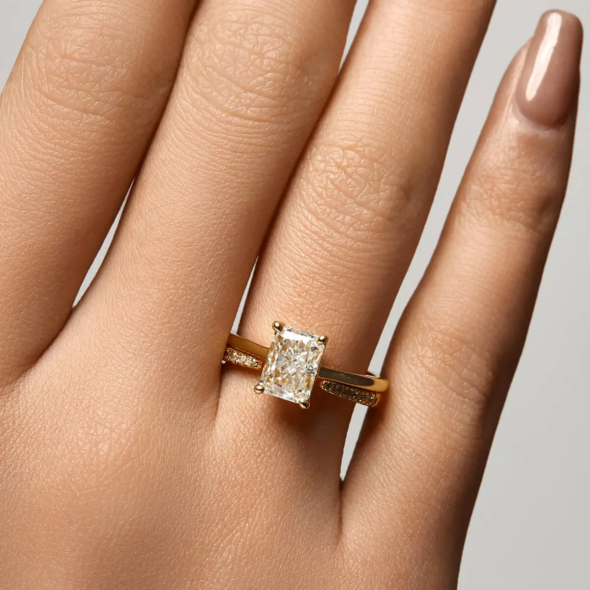 Open Pavé Stacking Ring - Image 12