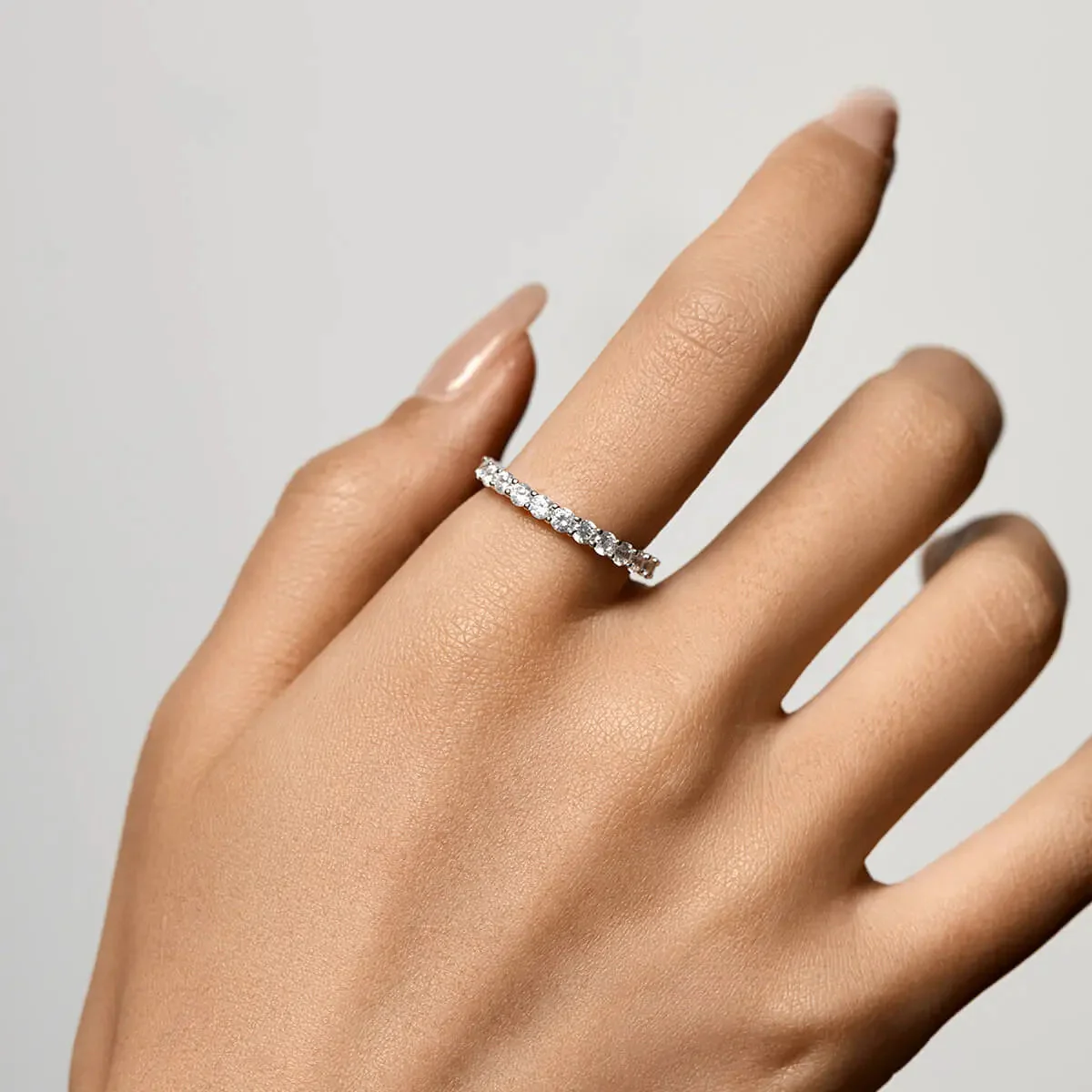 Petite Brilliant Round Band - Image 2