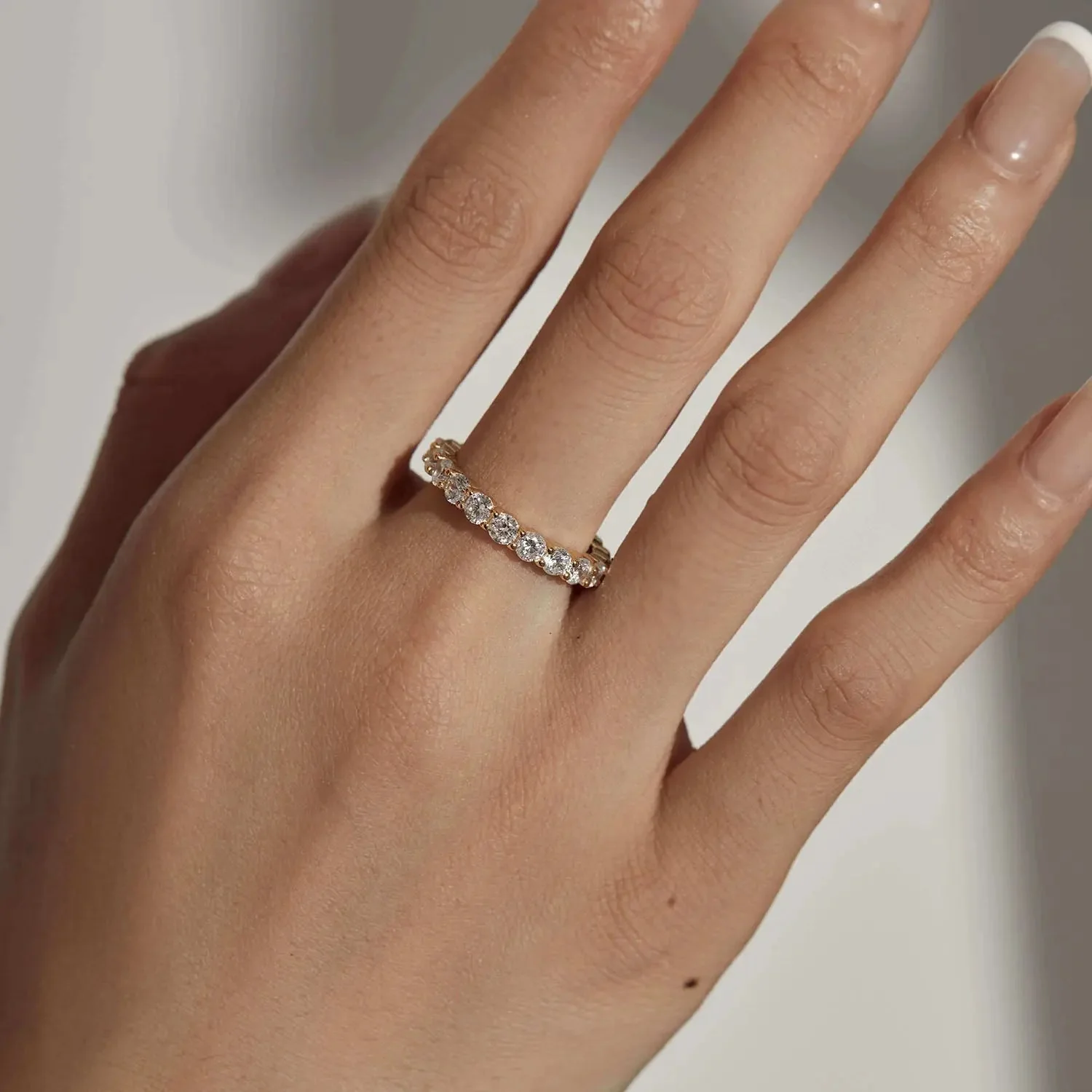 Petite Brilliant Round Band - Image 4